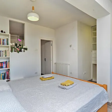 Elda 2144 Apartamento Pula